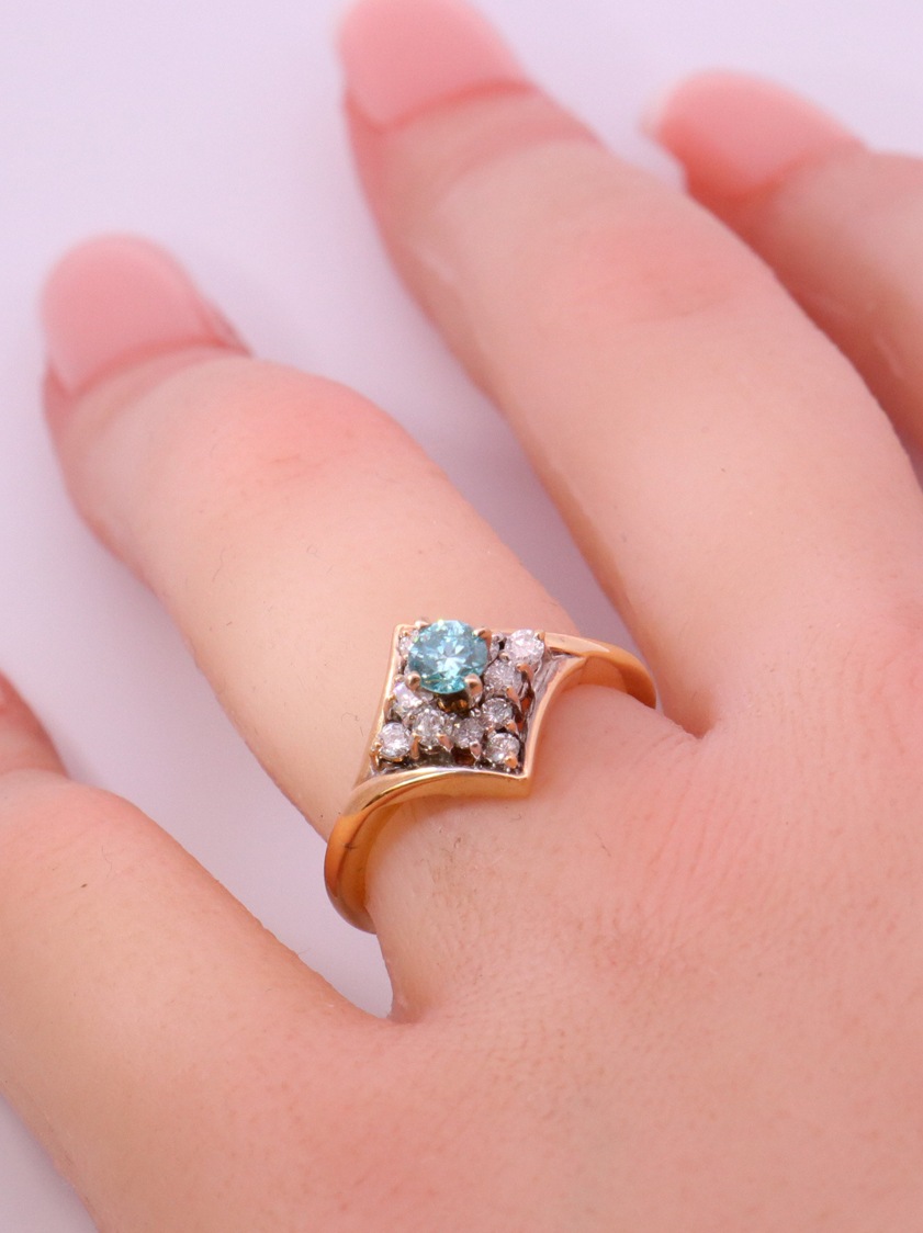14K White Gold – Size 4 1/2 – SW10218